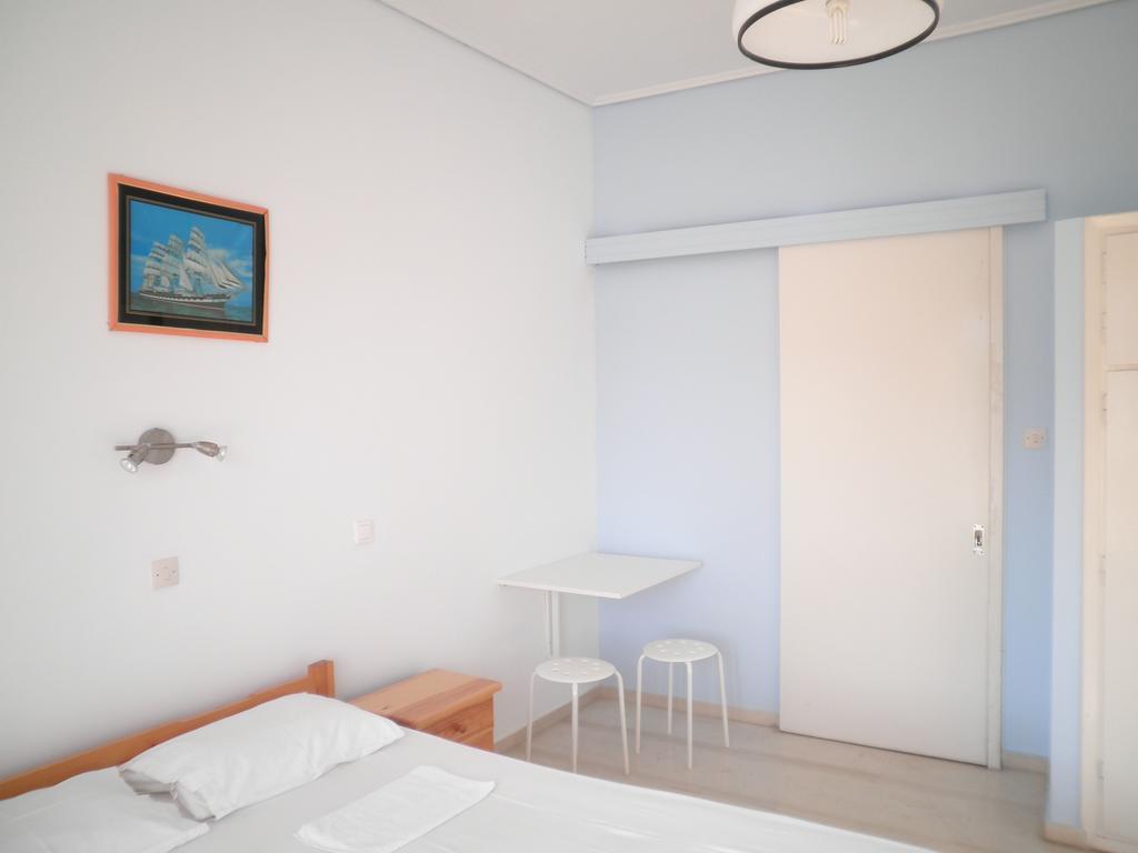 Kostas Studios II ヴァシリキ 部屋 写真